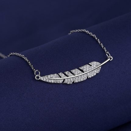 Diamond Cut New Style Feather Elegant Necklace For Women’s